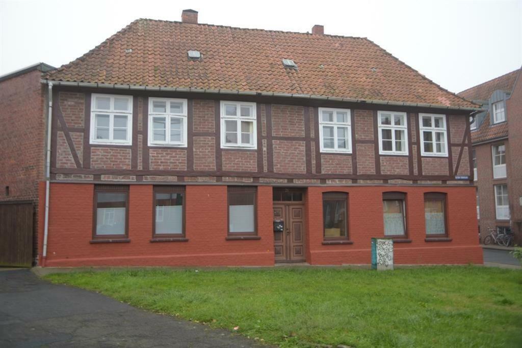 Fachwerkhaus In Der Altstadt Luneburg Exterior photo